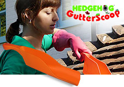 Hedgehog Gutter Scoop for Gutter Brush Leaf Guard